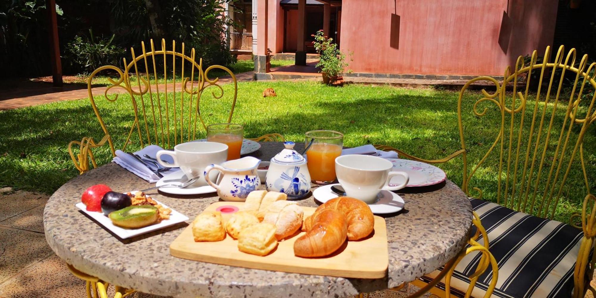 Rincon Escondido B&B Пуэрто-Игуасу Экстерьер фото